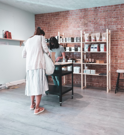 Retail & Services